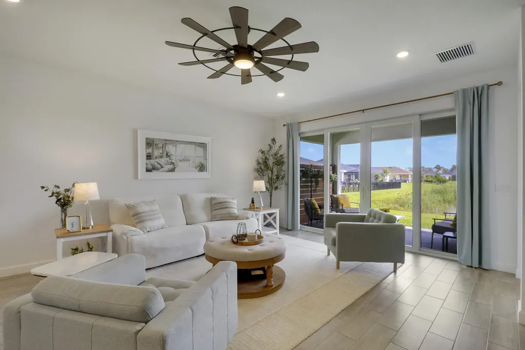 1960 SE Crosswood Way Port St Lucie FL 34984
