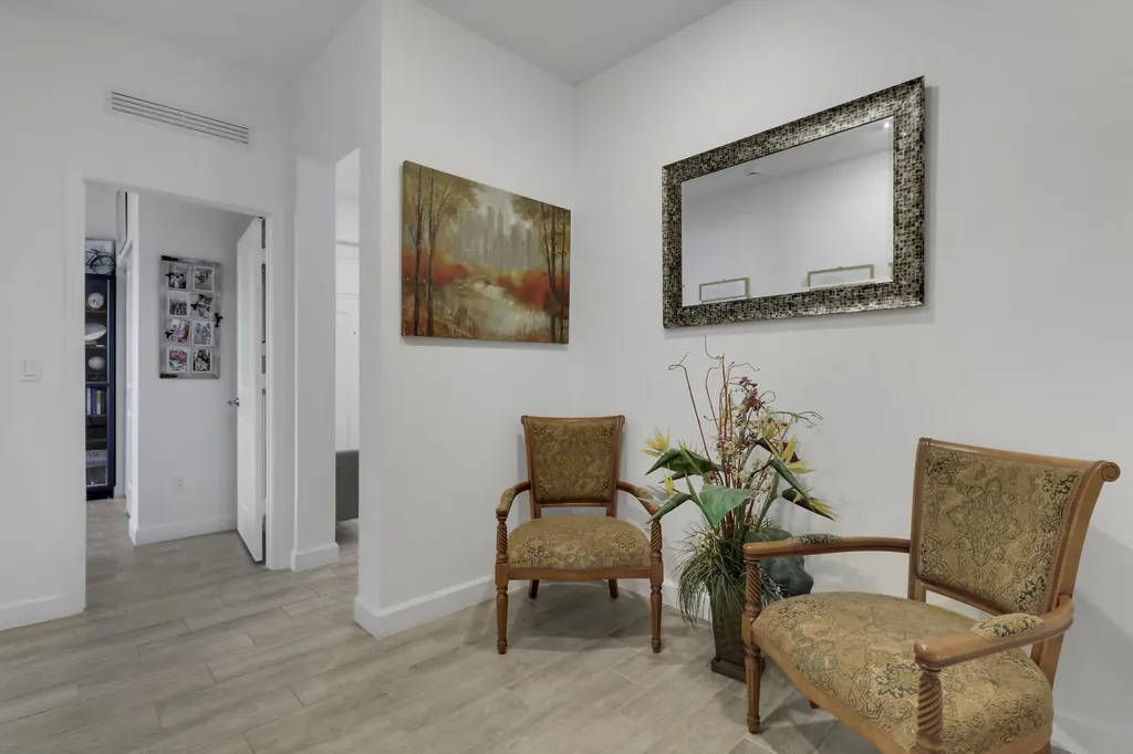 1960 SE Crosswood Way Port St Lucie FL 34984