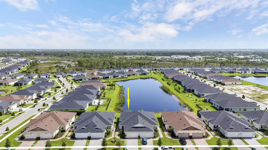 1960 SE Crosswood Way Port St Lucie FL 34984