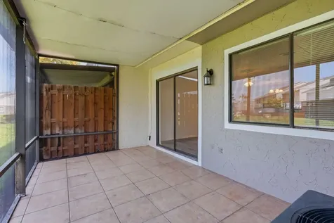 2305 Seaside Drive Greenacres FL 33463