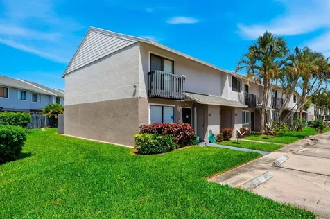 2305 Seaside Drive Greenacres FL 33463