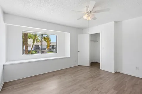 2305 Seaside Drive Greenacres FL 33463