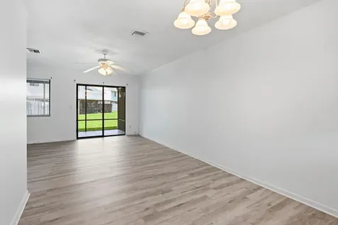 2305 Seaside Drive Greenacres FL 33463