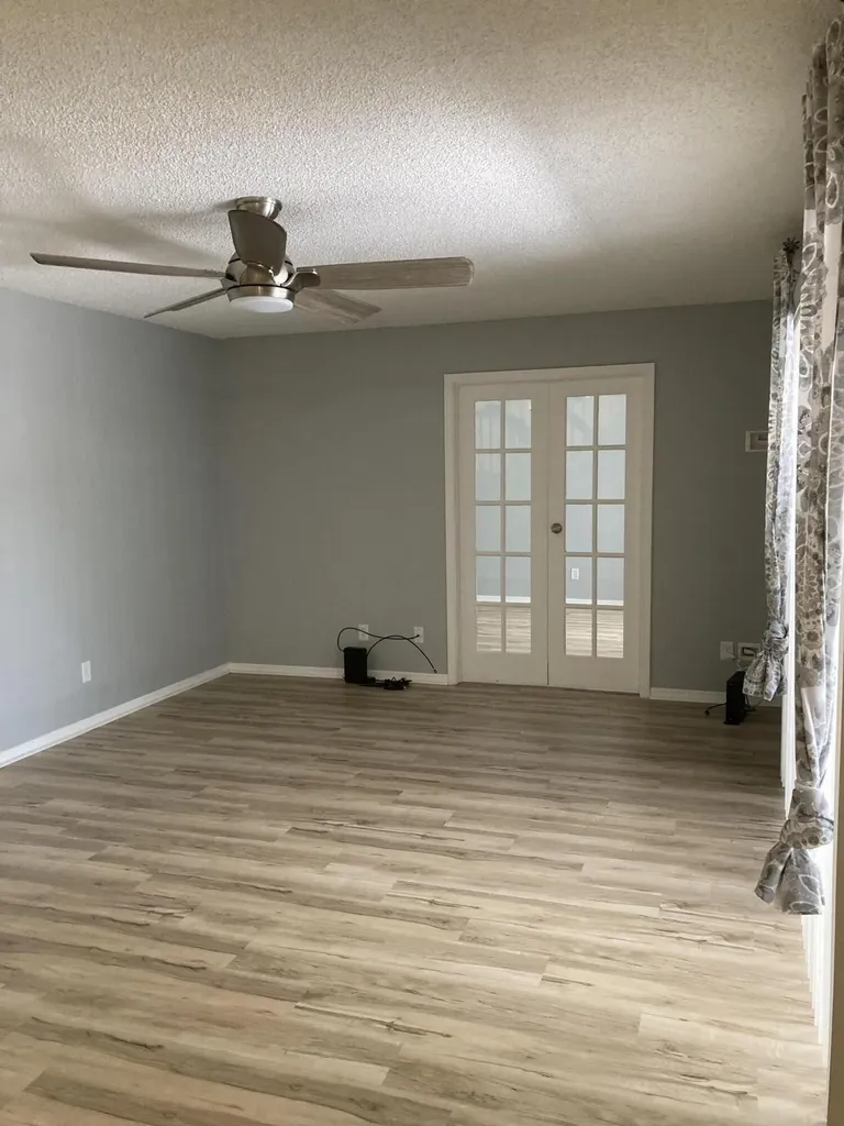 303 SE Castle Court SE Port St Lucie FL 34952