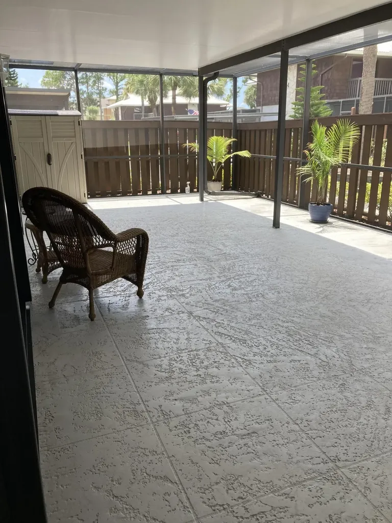 303 SE Castle Court SE Port St Lucie FL 34952
