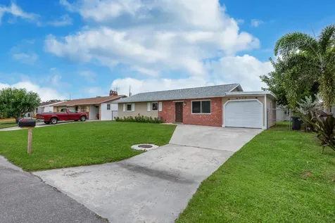 4317 Applecrest Drive Palm Beach Gardens FL 33410