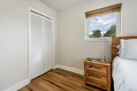 4317 Applecrest Drive Palm Beach Gardens FL 33410