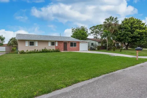 4317 Applecrest Drive Palm Beach Gardens FL 33410