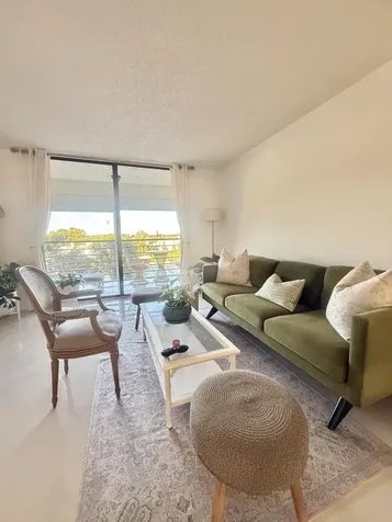 4640 Lucerne Lakes Boulevard W Lake Worth FL 33467