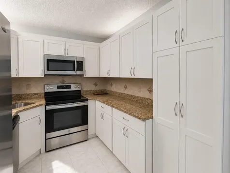 1995 SW Silver Pine Way Palm City FL 34990