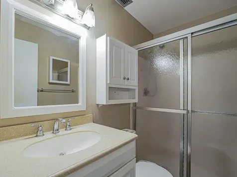 106 Spring Lake Court Vero Beach FL 32962