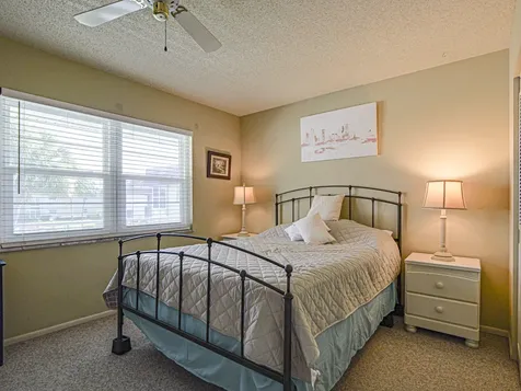 106 Spring Lake Court Vero Beach FL 32962
