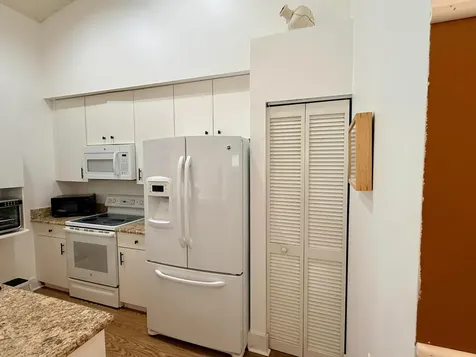 13219 NW 7th Manor Plantation FL 33325