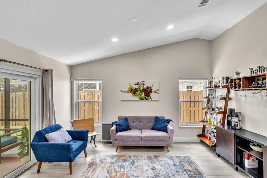 3083 Lillian Lane Margate FL 33063