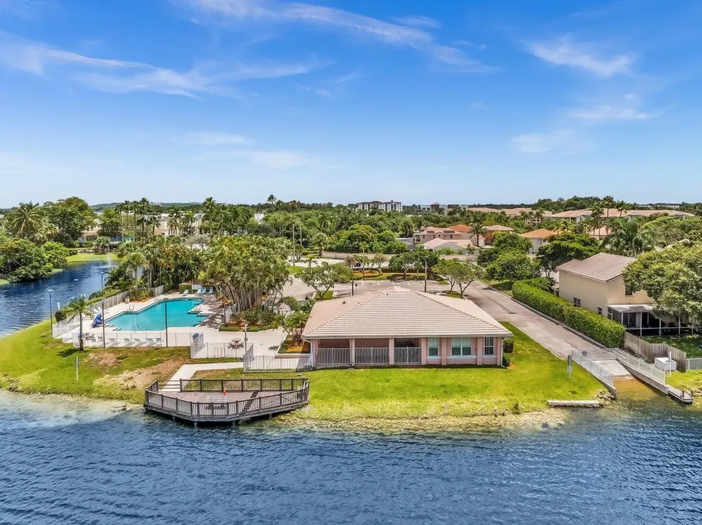 3083 Lillian Lane Margate FL 33063