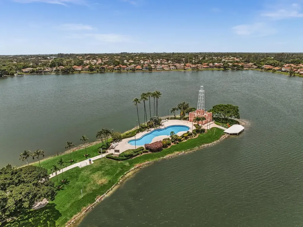 3083 Lillian Lane Margate FL 33063