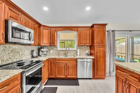 3083 Lillian Lane Margate FL 33063