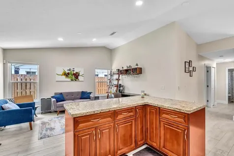 3083 Lillian Lane Margate FL 33063