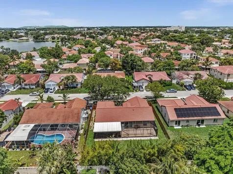 3083 Lillian Lane Margate FL 33063