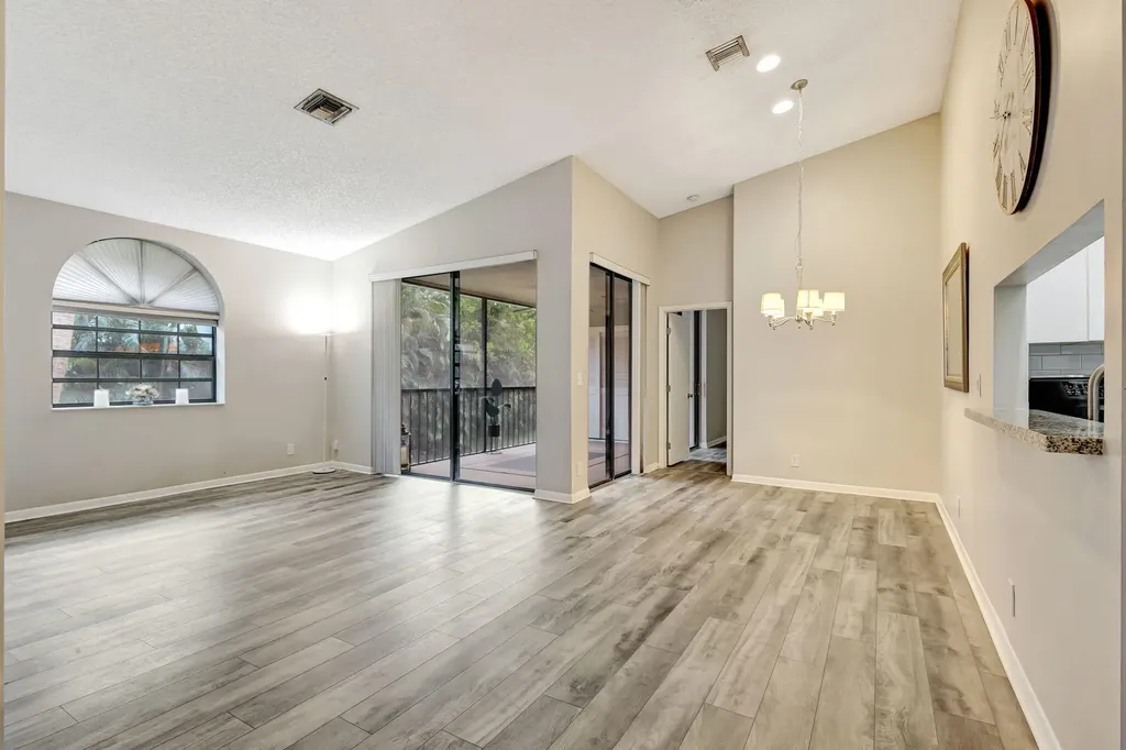 5450 Verona Drive Boynton Beach FL 33437