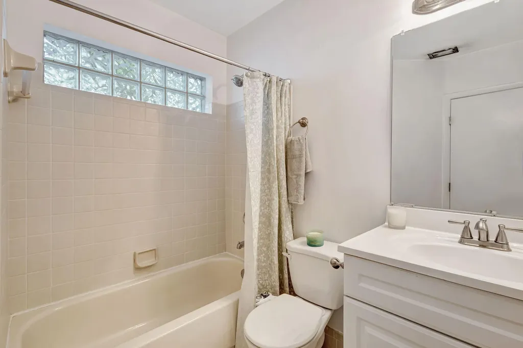 5450 Verona Drive Boynton Beach FL 33437