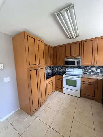 5324 Bosque Lane West Palm Beach FL 33415