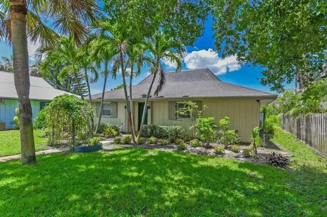322 SW Indian Groves Drive Stuart FL 34994