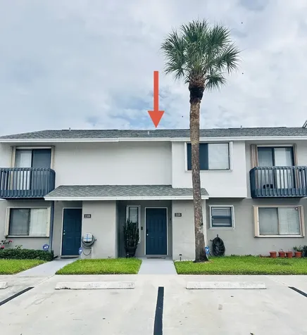 2105 Wharf Lane Greenacres FL 33463