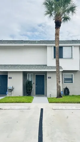 2105 Wharf Lane Greenacres FL 33463