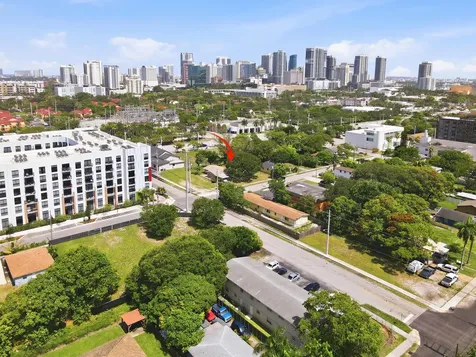 440 NW 7th Terrace Fort Lauderdale FL 33311