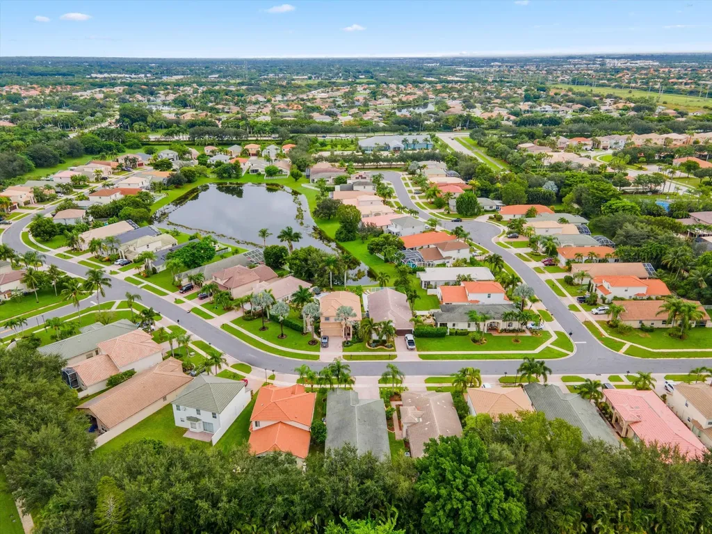 4221 Bluff Harbor Way Wellington FL 33449