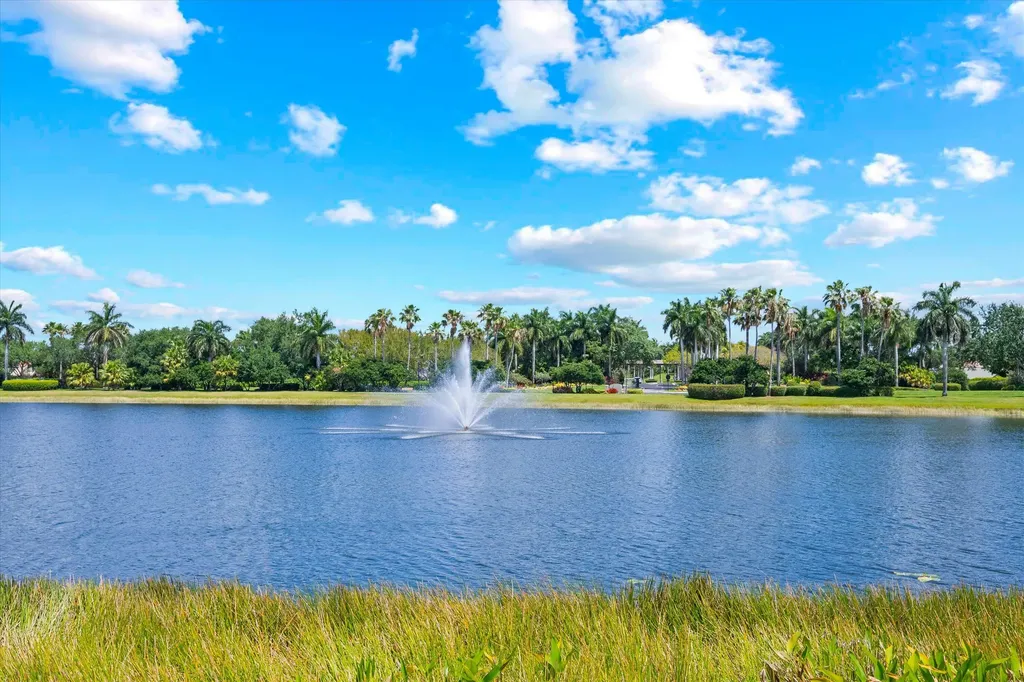 4221 Bluff Harbor Way Wellington FL 33449