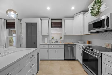 4221 Bluff Harbor Way Wellington FL 33449