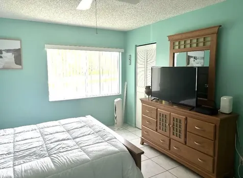 101 Lake Pine Circle Greenacres FL 33463