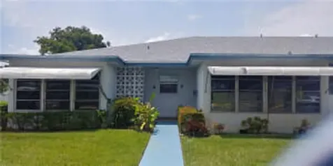 1180 S Drive Circle Delray Beach FL 33445