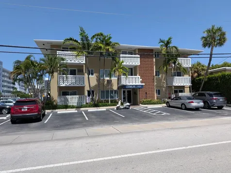 3220 Bayview Drive Fort Lauderdale FL 33306