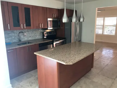 3160 NW 6th Avenue Oakland Park FL 33309