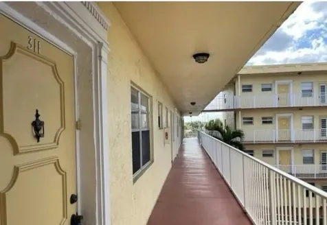 3990 NW 42nd Avenue Lauderdale Lakes FL 33319