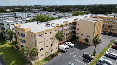3990 NW 42nd Avenue Lauderdale Lakes FL 33319