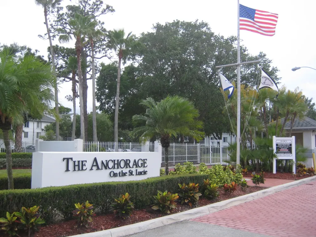 2512 SE Anchorage Cove Port St Lucie FL 34952