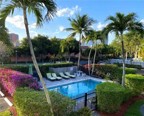 600 NE 7th Avenue Fort Lauderdale FL 33304
