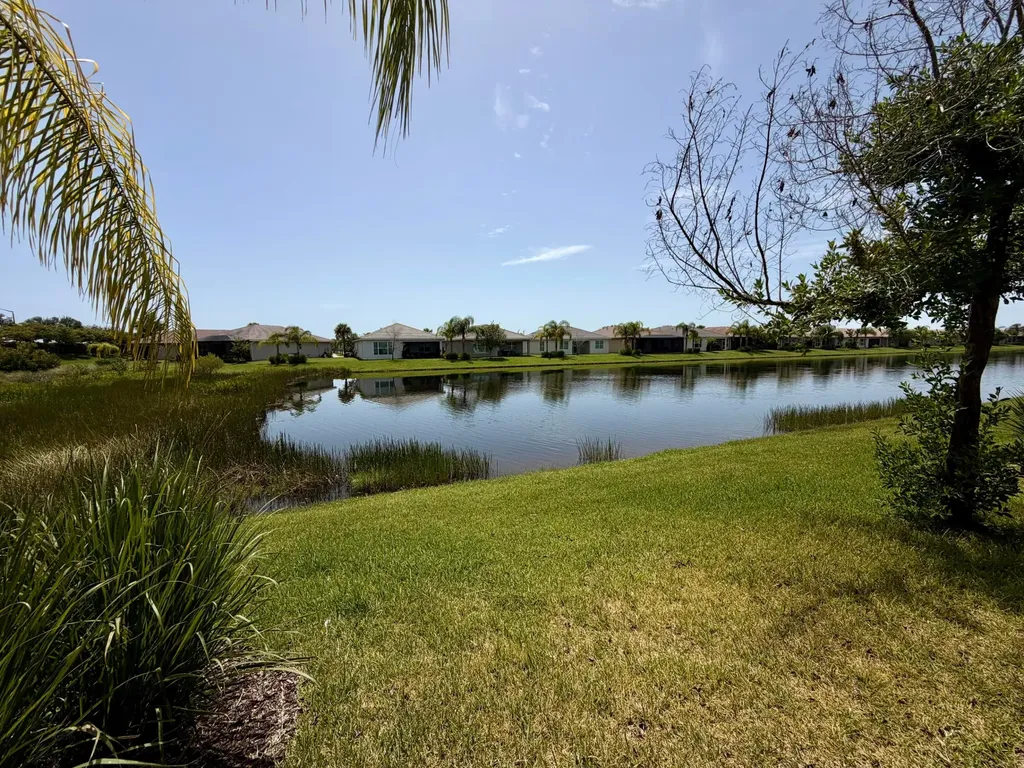 11609 SW Hawthorne Hill Road Port St Lucie FL 34987