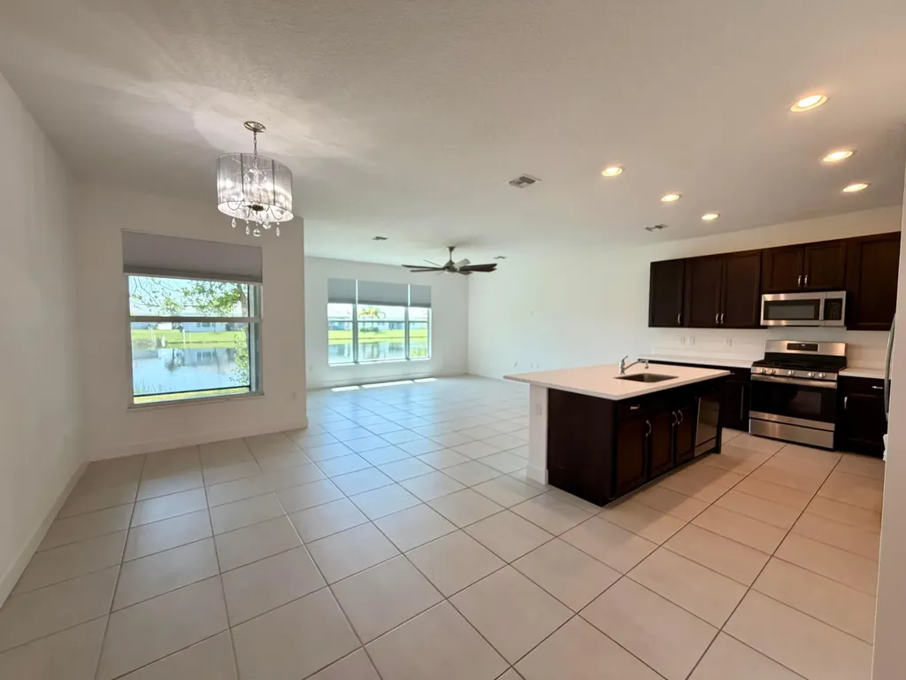 11609 SW Hawthorne Hill Road Port St Lucie FL 34987