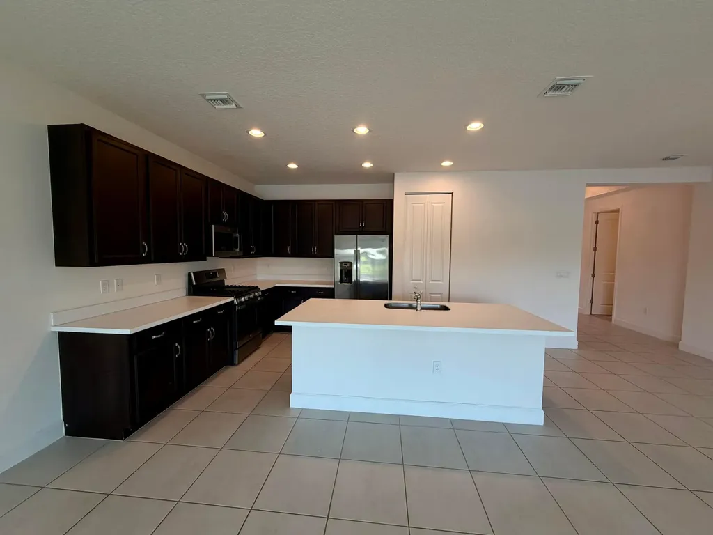 11609 SW Hawthorne Hill Road Port St Lucie FL 34987