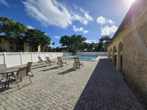 490 NW 20th Street Boca Raton FL 33431