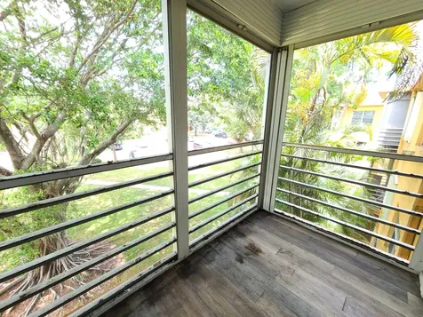 4354 NW 9th Avenue Deerfield Beach FL 33064