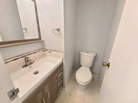 4354 NW 9th Avenue Deerfield Beach FL 33064
