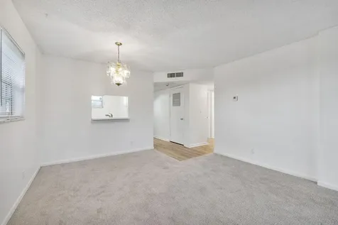1075 Riverside Drive Coral Springs FL 33071