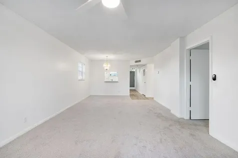 1075 Riverside Drive Coral Springs FL 33071