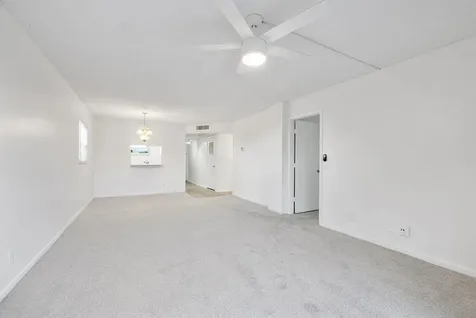 1075 Riverside Drive Coral Springs FL 33071